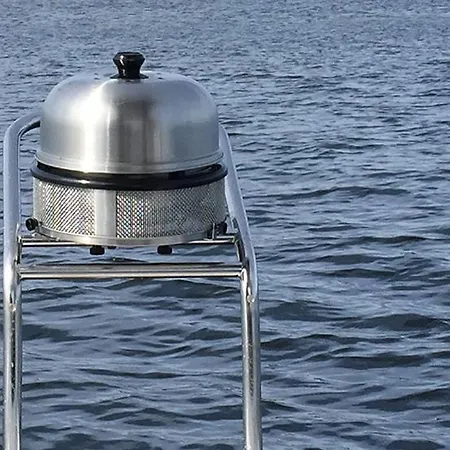 Sealander - Tiny Wohnwagen Und Boot - Ferienwohnung Creutzig Am Campingplatz Schachenhorn Kamp alanı *